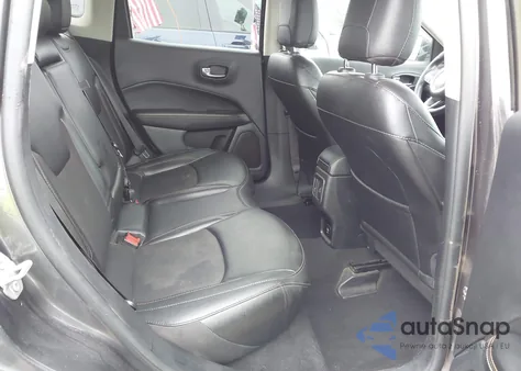 2021 Jeep Compass Latitude Fwd z USA, uszkodzony, nr VIN 3C4NJCBB9MT559929